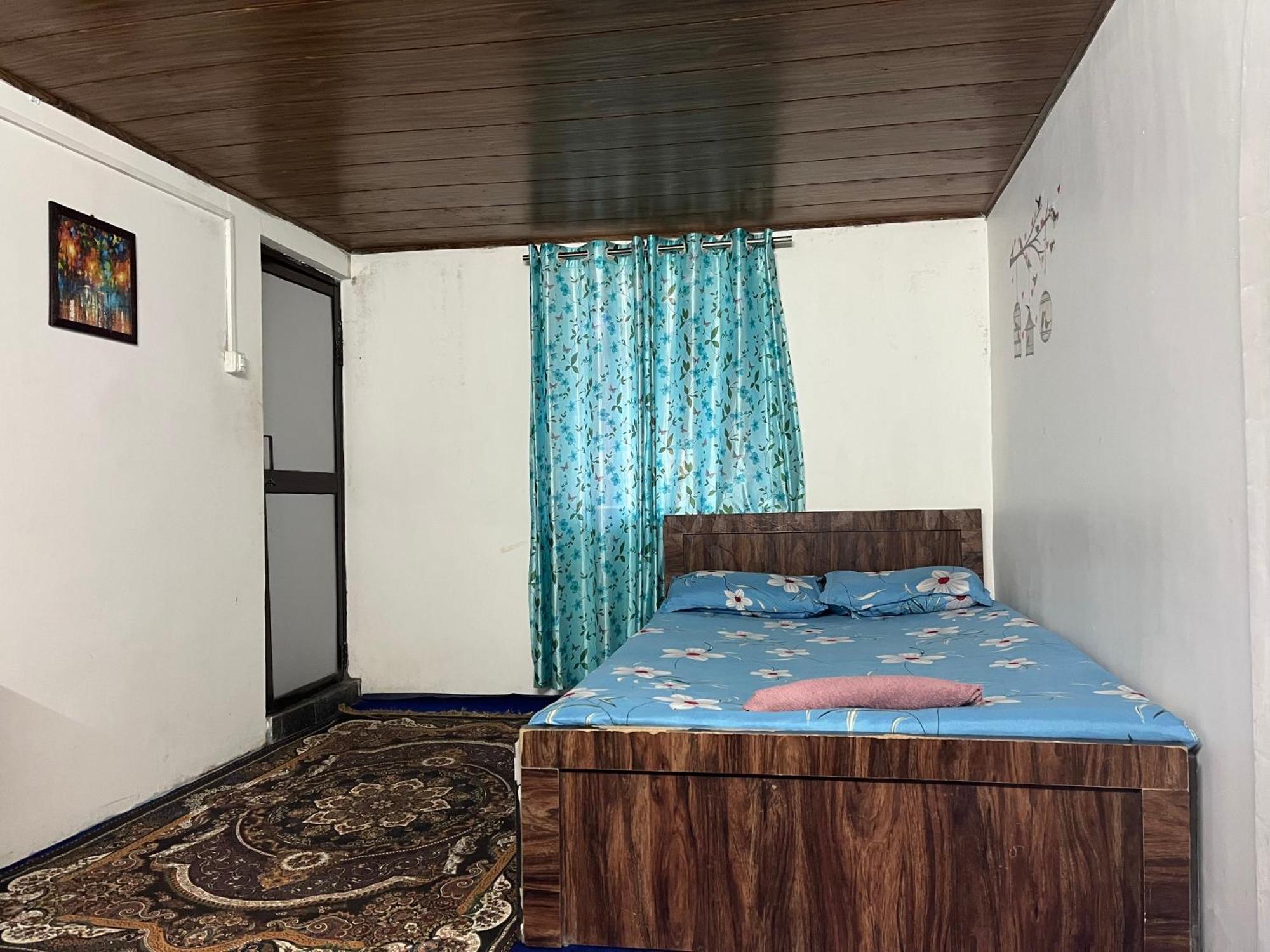 Pradhan Homestay Mirik - Homestay Beside Mirik Lake Exterior foto